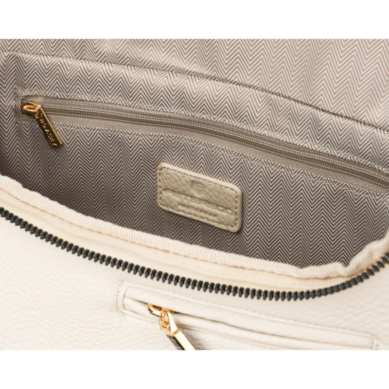 Saszetka damska ze skóry ekologicznej w jasnobeżowym kolorze, zamykana suwakiem - Peterson