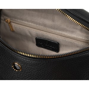 Praktyczna, miejska nerka damska ze skóry ekologicznej w czarnym kolorze, jednokomorowa - Peterson