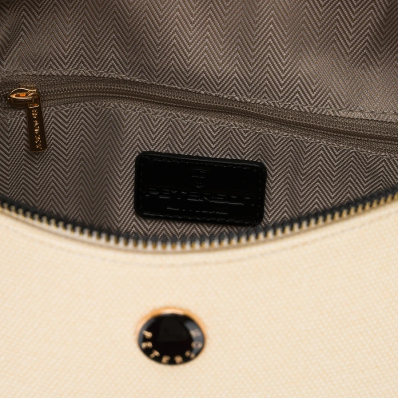 Saszetka damska w kolorze ecru z czarnymi elementami, wykonana z materiału syntetycznego - Peterson