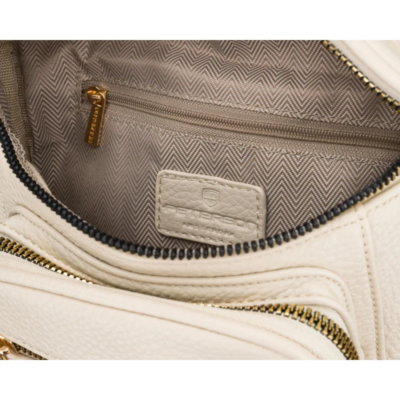 Saszetka damska wykonana ze skóry ekologicznej w jasnobeżowym kolorze - Peterson