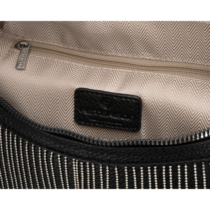 Stylowa, czarna saszetka damska wykonana ze skóry ekologicznej - Peterson