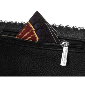 Stylowa, czarna saszetka damska wykonana ze skóry ekologicznej - Peterson