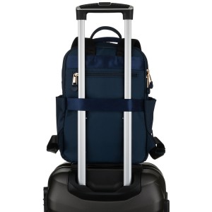 Granatowy, nylonowy plecak damski na regulowanych szelkach zamykany suwakiem - Peterson