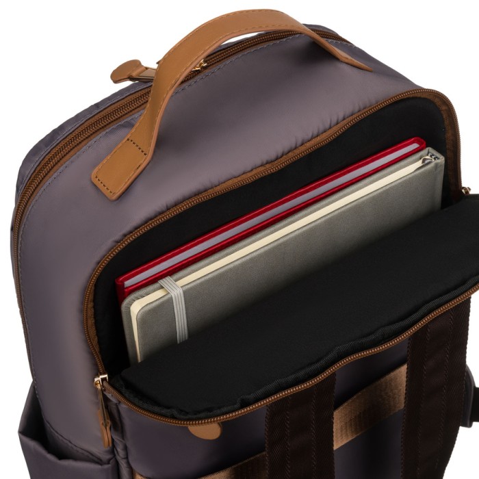 Plecak damski w szarym kolorze, zawieszony na regulowanych szelkach i zamykany suwakiem - Peterson