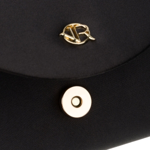 Kopertówka damska wykonana z tkaniny syntetycznej w czarnym kolorze - Rovicky