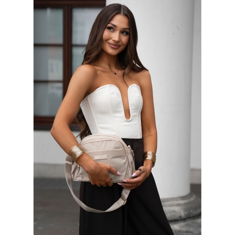 Stylowa nylonowa, beżowa listonoszka damska z sześcioma dodatkowymi kieszeniami - Peterson