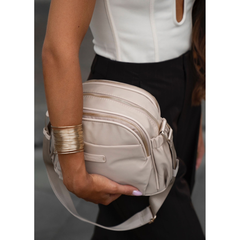 Stylowa nylonowa, beżowa listonoszka damska z sześcioma dodatkowymi kieszeniami - Peterson