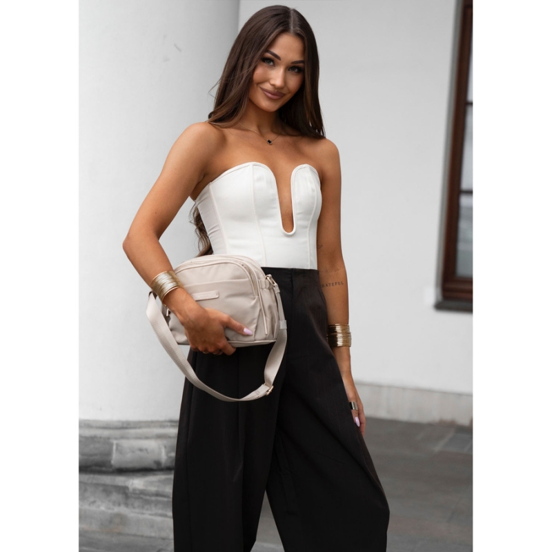 Stylowa nylonowa, beżowa listonoszka damska z sześcioma dodatkowymi kieszeniami - Peterson