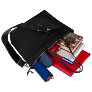 Miejska czarna, duża shopperka damska z nylonu, mieszcząca format A4 i zamykana klipsem magnetycznym - Peterson