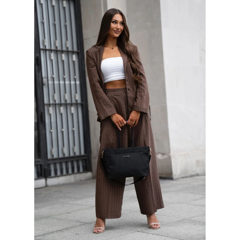 Miejska czarna, duża shopperka damska z nylonu, mieszcząca format A4 i zamykana klipsem magnetycznym - Peterson