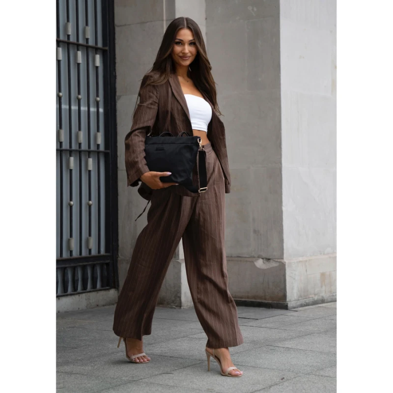 Miejska czarna, duża shopperka damska z nylonu, mieszcząca format A4 i zamykana klipsem magnetycznym - Peterson