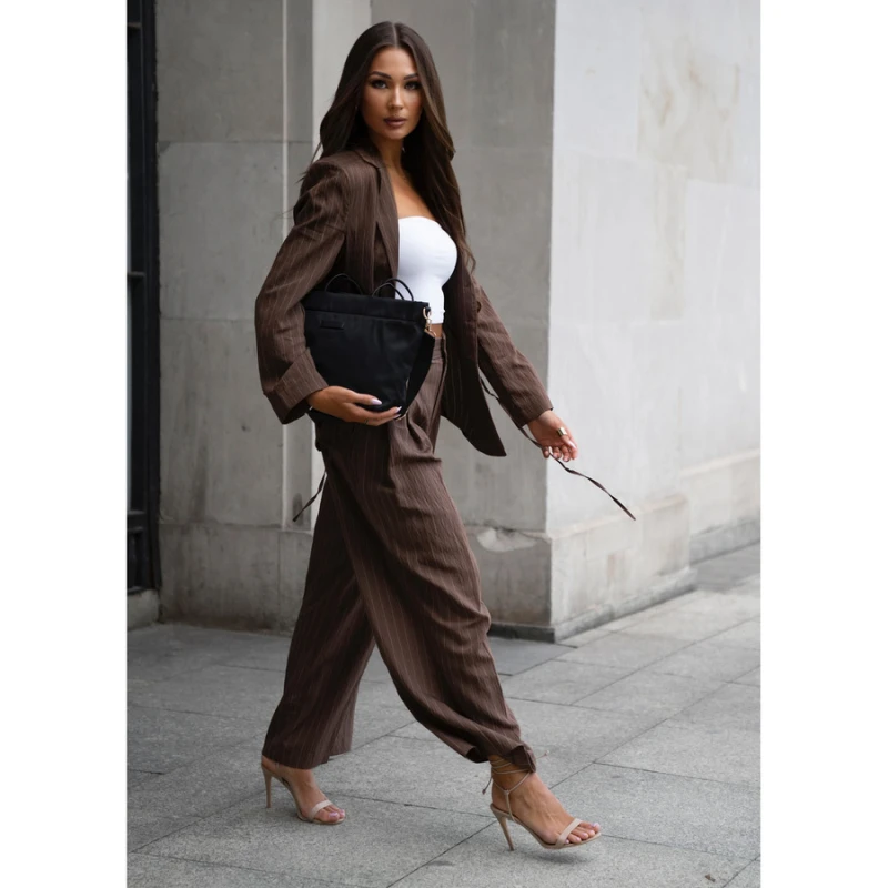 Miejska czarna, duża shopperka damska z nylonu, mieszcząca format A4 i zamykana klipsem magnetycznym - Peterson