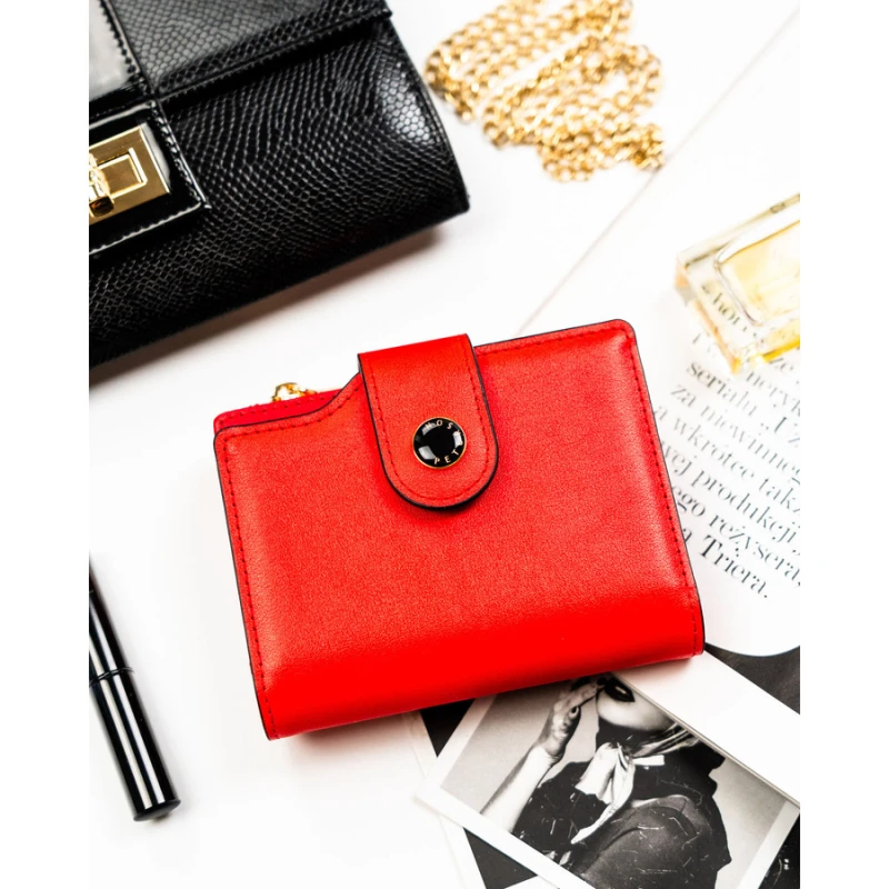 Czerwony portfel damski ze skóry ekologicznej zamykany na suwak i zatrzask - Peterson