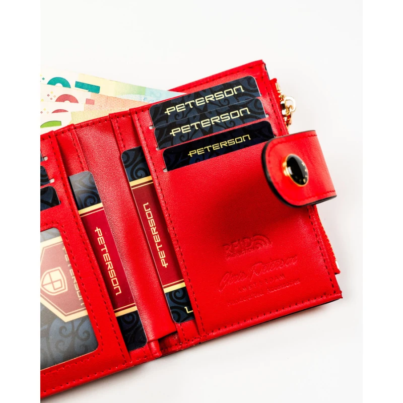 Czerwony portfel damski ze skóry ekologicznej zamykany na suwak i zatrzask - Peterson