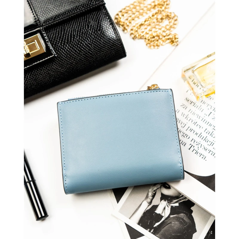 Średni portfel damski ze skóry ekologicznej w niebieskim kolorze, mieści dowód rejestracyjny - Peterson