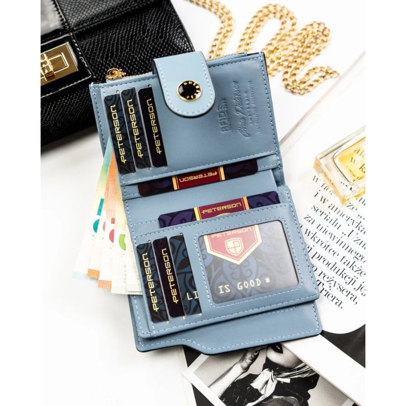 Średni portfel damski ze skóry ekologicznej w niebieskim kolorze, mieści dowód rejestracyjny - Peterson