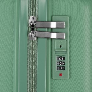 Zielona, średnia walizka podróżna z teleskopowym uchwytem i kółkami obrotowymi - Peterson