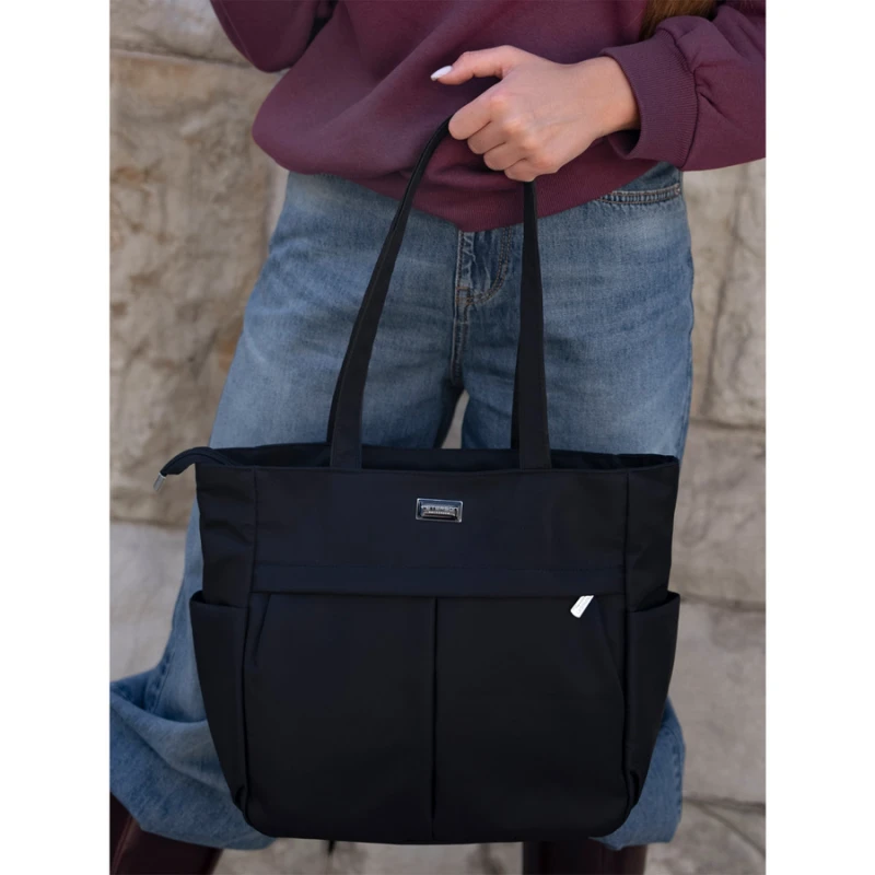 Modna torba shopper A4 w czarnym kolorze - Peterson