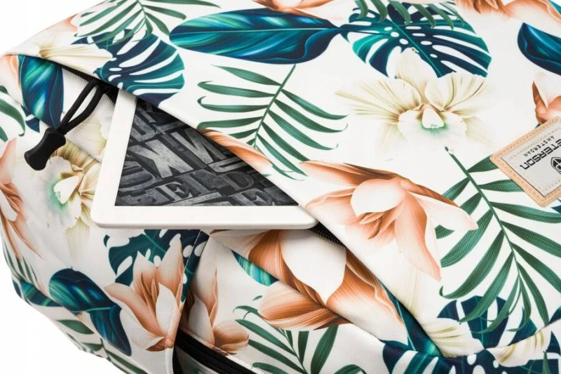 Pojemny plecak damski z poliestru - Peterson