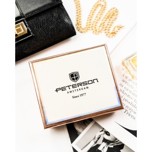 Beżowy portfel damski ze skóry ekologicznej z tłoczeniem na wzór skóry krokodyla, zamykany na zatrzask i suwak - Peterson