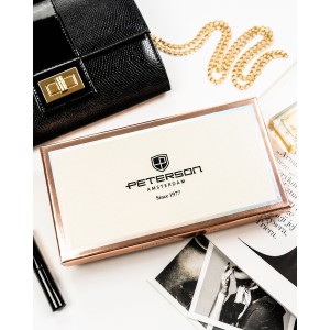 Poziomy portfel damski ze skóry ekologicznej w czerwonym kolorze z tłoczeniem na wzór skóry krokodyla - Peterson