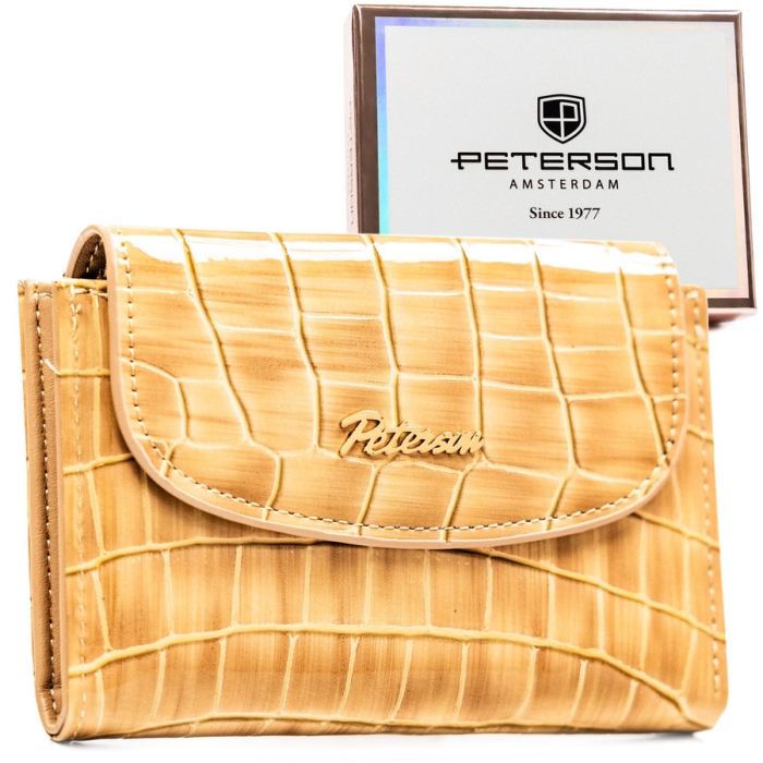 Beżowy portfel damski ze skóry ekologicznej z tłoczeniem na wzór skóry krokodyla - Peterson