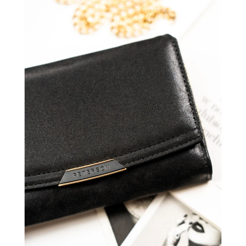 Czarny portfel damski ze skóry ekologicznej zamykany na zatrzask i suwak - Peterson