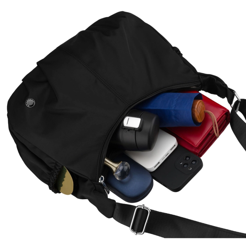 Czarna torebka damska z poliestru zamykana suwakiem, dwukomorowa - Peterson