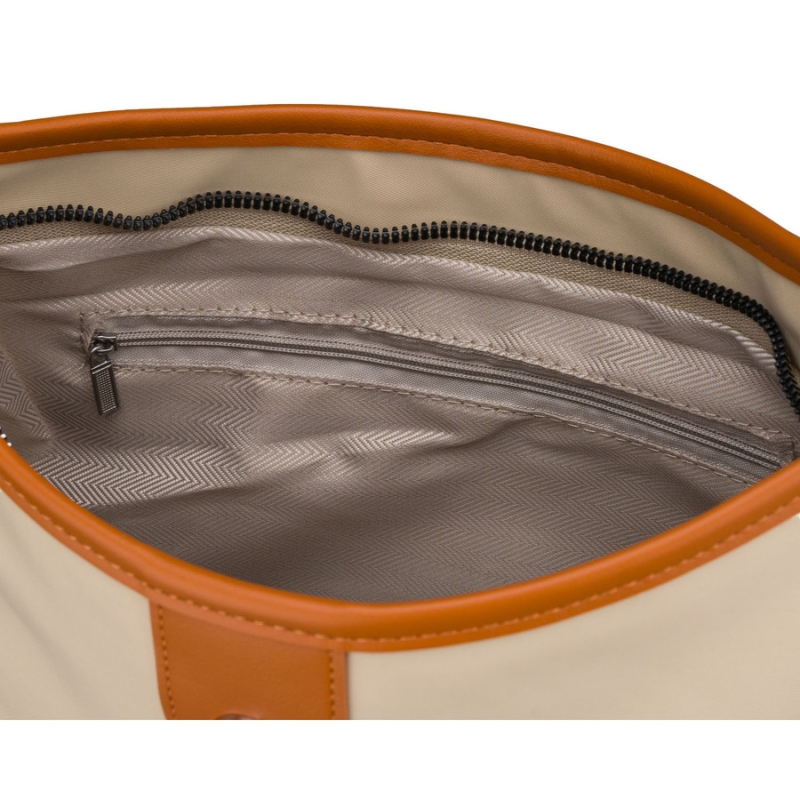 Praktyczna torebka damska z poliestru i skóry ekologicznej w kolorze ecru, zamykana suwakiem - Peterson