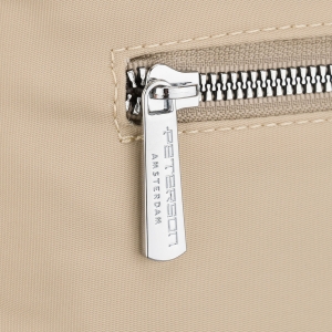 Praktyczna torebka damska z poliestru i skóry ekologicznej w kolorze ecru, zamykana suwakiem - Peterson