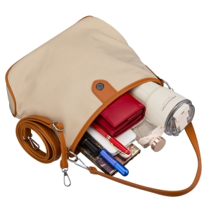 Praktyczna torebka damska z poliestru i skóry ekologicznej w kolorze ecru, zamykana suwakiem - Peterson