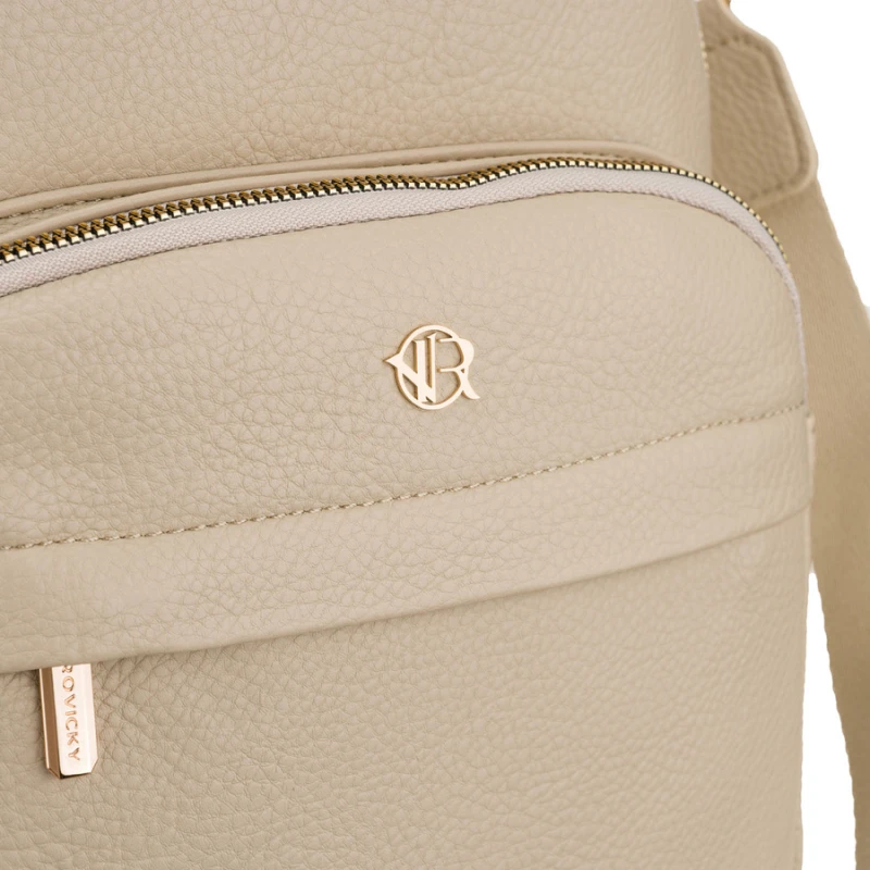 Elegancki plecak damski z bocznymi kieszeniami wykonany ze skóry ekologicznej w beżowym kolorze - Rovicky