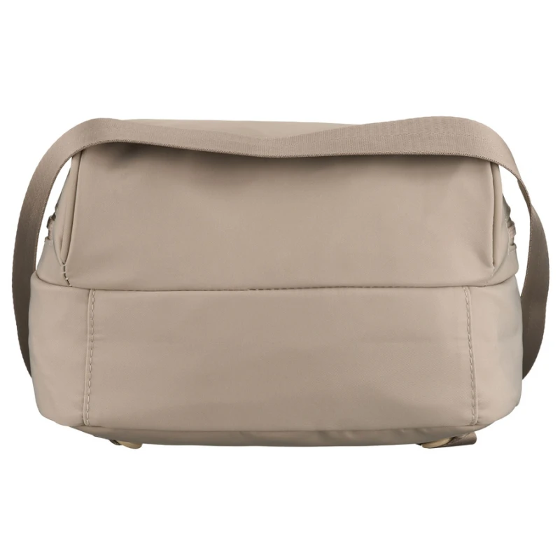 Miejski plecak damski wykonany z poliestru w kolorze ecru, wyposażony w dodatkowy pasek - Peterson