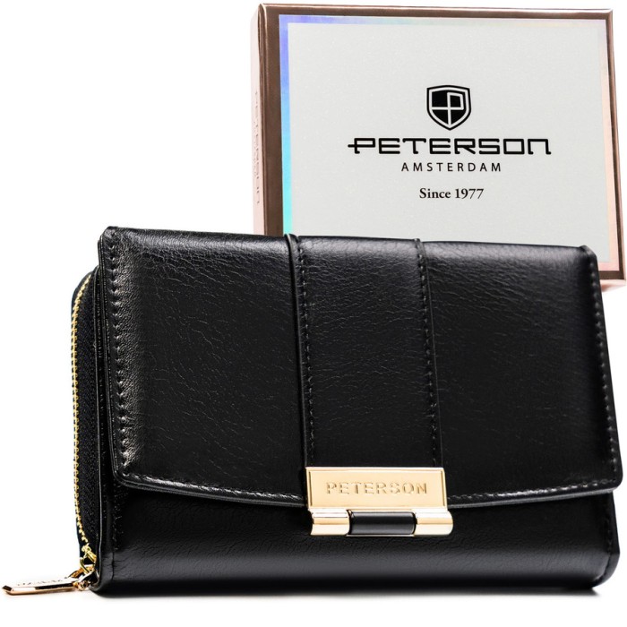 Poziomy portfel damski wykonany ze skóry ekologicznej w czarnym kolorze, zamykany na zatrzask - Peterson | Niua.pl