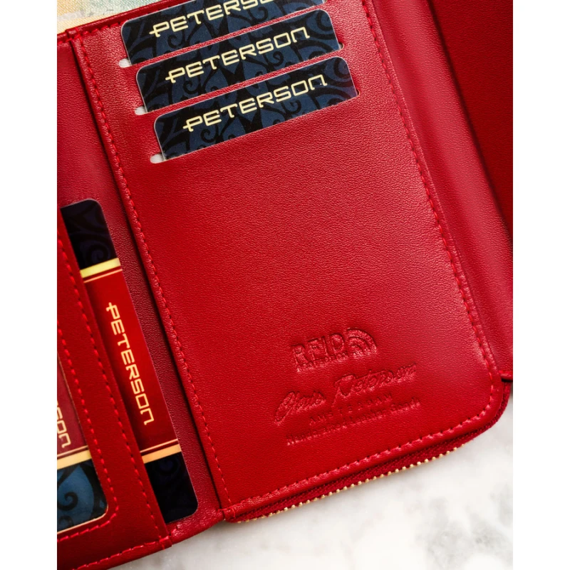 Bordowy, poziomy portfel damski wykonany z lakierowanej skóry ekologicznej - Peterson | Niua.pl