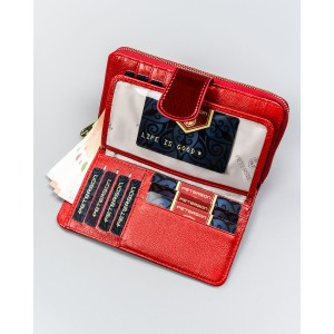 Pionowy portfel damski z lakierowanej skóry naturalnej w czerwonym kolorze - Peterson | Niua.pl