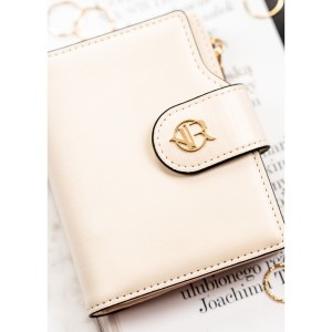 Beżowy portfel damski ze skóry ekologicznej zamykany na zatrzask i suwak - Rovicky | Niua.pl