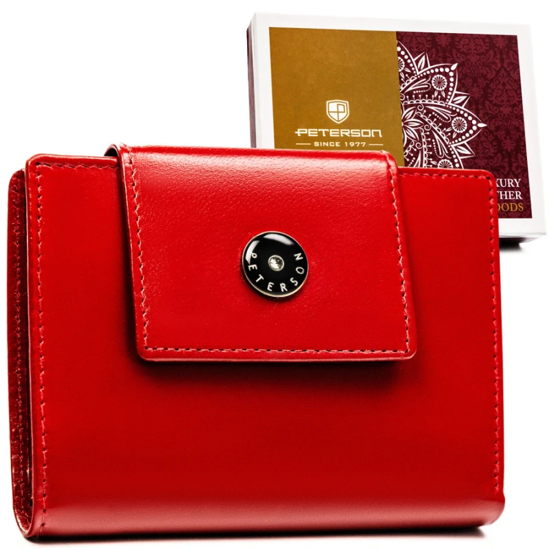 Portfel damski ze skóry naturalnej w czerwonym kolorze zamykany zatrzaskiem - Peterson | Niua.pl