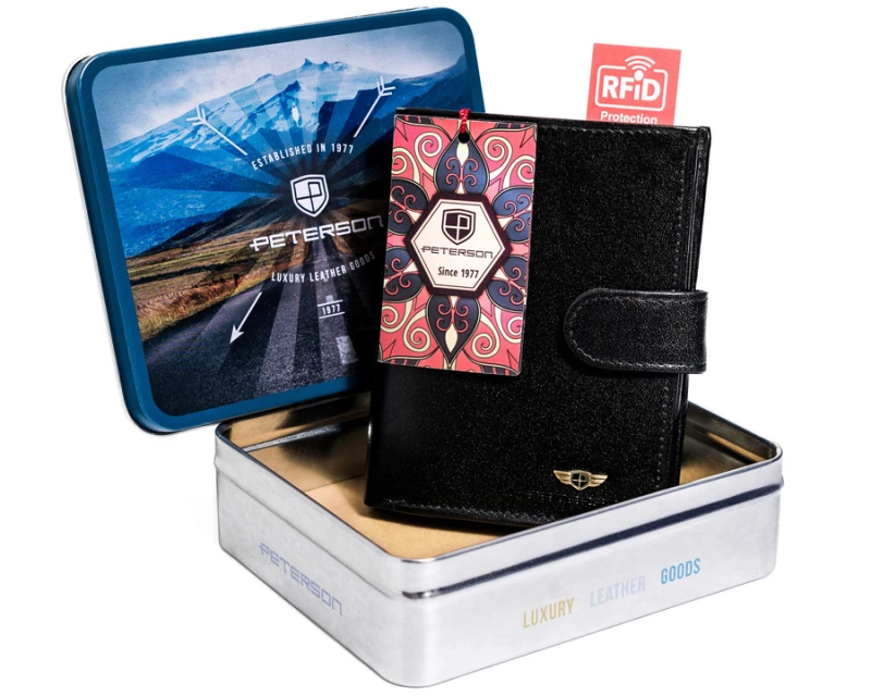 Skórzany portfel męski z zapięciem - Peterson | Niua.pl