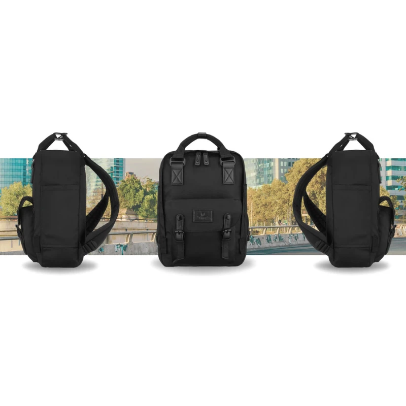 Czarny, duży plecak damski wykonany z poliestru i skóry ekologicznej, zamykany suwakiem - Peterson | Niua.pl