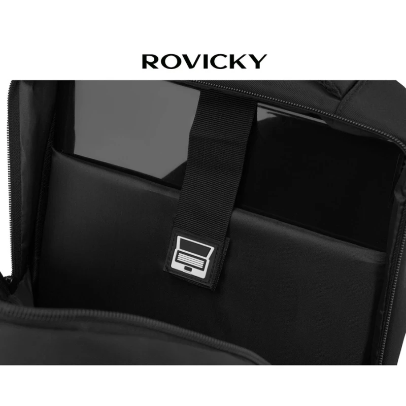 wnętrze plecaka Rovicky – kieszenie i miejsce na laptopa