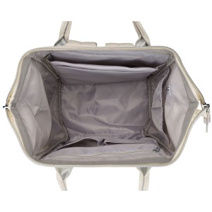 Plecak damski z poliestru w kolorze ecru z miejscem na laptopa i portem USB - Peterson | Niua.pl