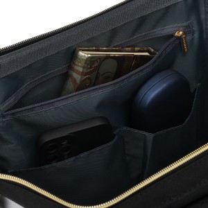 Plecak damski z poliestru w szaro-czarnym kolorze, idealny na bagaż podręczny - Peterson | Niua.pl