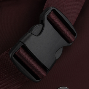 Bordowa torebka damska z poliestru zamykana suwakiem - Peterson | Niua.pl