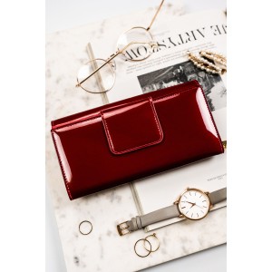 Duży, czerwony portfel damski z lakierowanej skóry naturalnej zamykany na zatrzask - Peterson