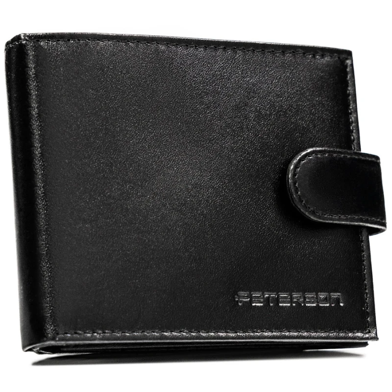 Portfel męski ze skóry naturalnej w czarnym kolorze zamykany na zatrzask, w zestawie z brelokiem - Peterson