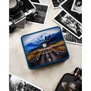 Elegancki portfel męski ze skóry naturalnej w czarnym kolorze zamykany zatrzaskiem, w zestawie z brelokiem - Peterson