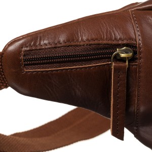 Skórzana nerka męska w brązowym kolorze z kieszeniami i etui na klucze - Peterson