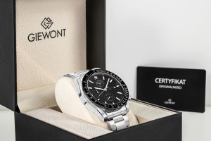Zegarek Męski Giewont Chronograph Sapphire Srebrno Czarny GW8720-B2