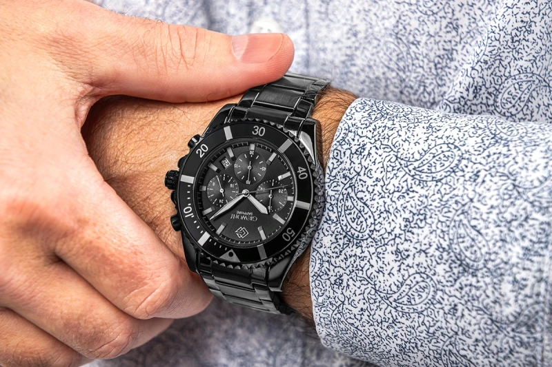 Zegarek Męski Giewont Chronograph Sapphire Czarny GW3970-B4